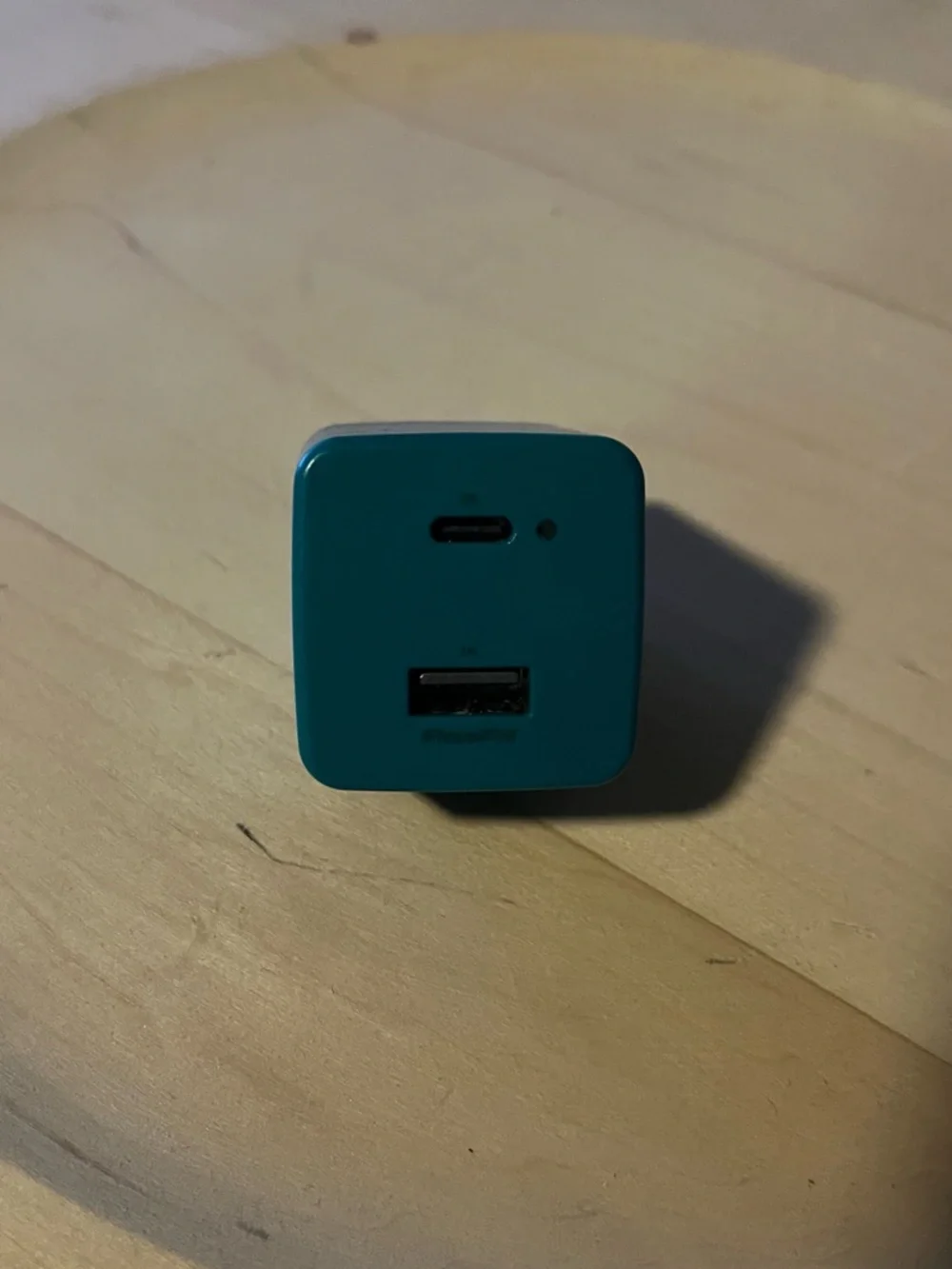 2-Port Charging Cube 20W USB-A & USB-C Ports